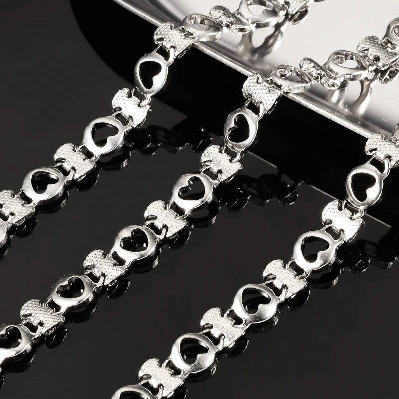 Handmade Stainless Steel Hollow-Heart Chain Custom Tarnish-Free Waterproof Jewelry Manufacture Unique Findings & Components