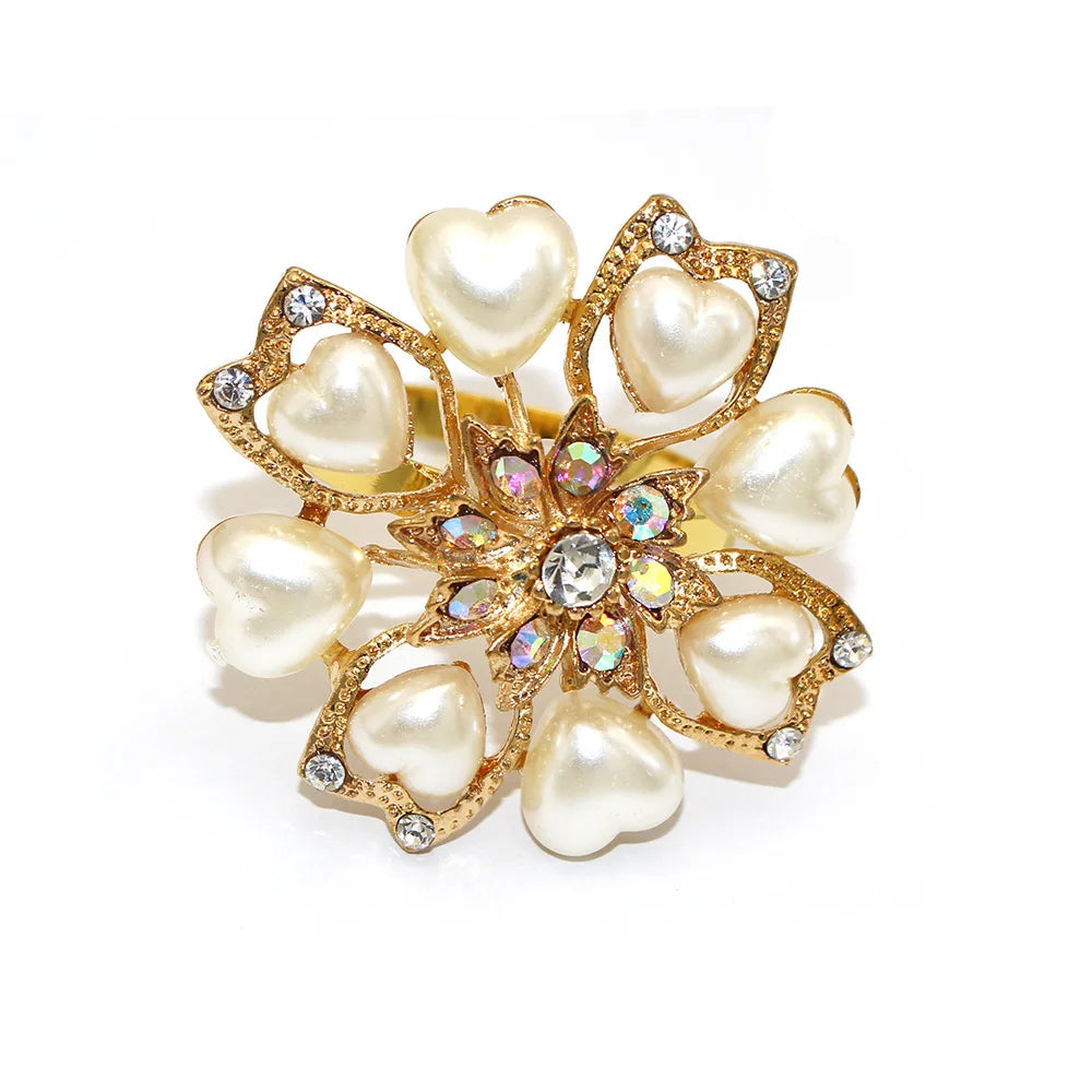 Luxury Metal Napkin Rings Holder With Pearl AB Rhinestone Flower Wedding Decorative Accessories Stocked Feature