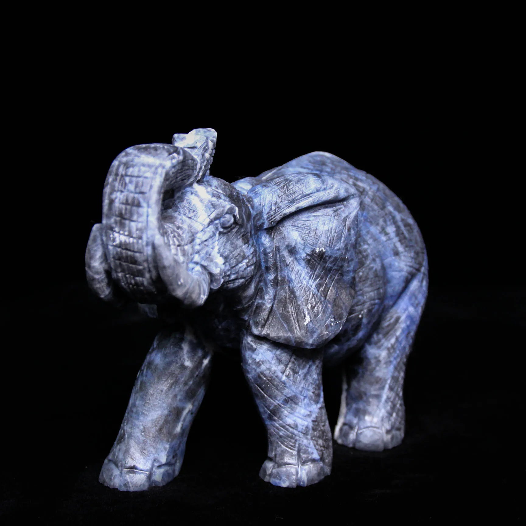 Huiying New Hand Made Nature Gemstone Carving Animal Carved Figurine Gift sodalite 160*115mm Elephant Home Decoration Crafts