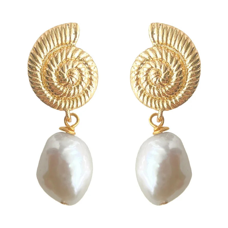 New Fashion Sea Snail Design Freshwater Baroque Pearl Pendant Earrings for Women