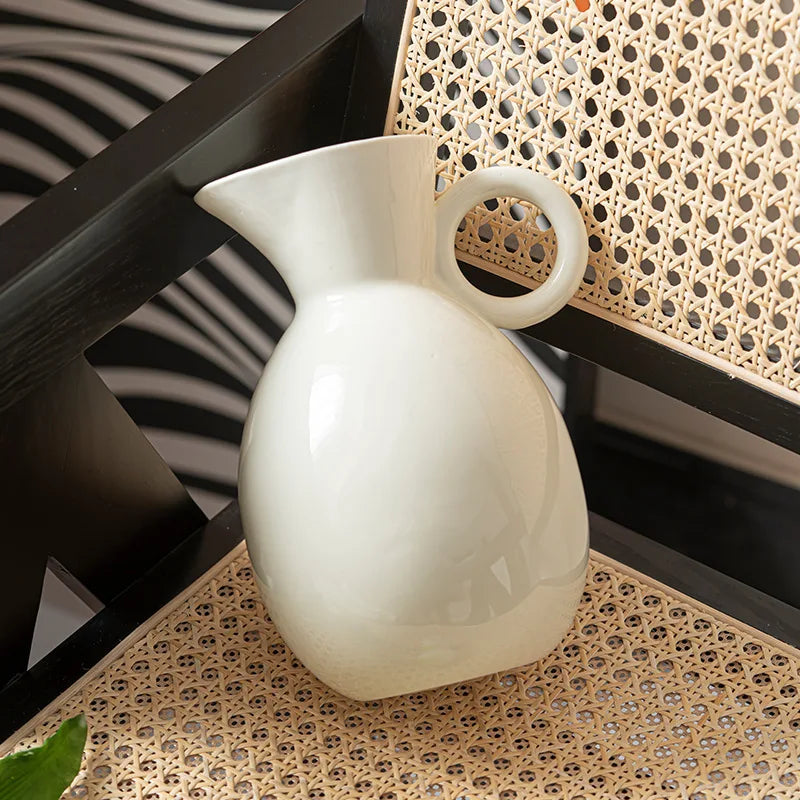 Cream Ceramic & Porcelain Wind Flower Vase with Hydroponic Dried Flowers for Living Room Foyer Hotel or Homestay Decoration
