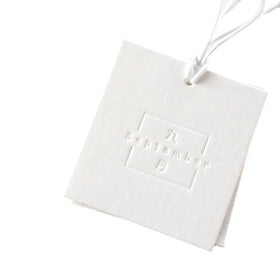 Luxury Custom Embossed Gold Foil UV Hang Tags Custom Logo Plastic Seal String for Bags Shoes Eco-Friendly Recyclable Paper