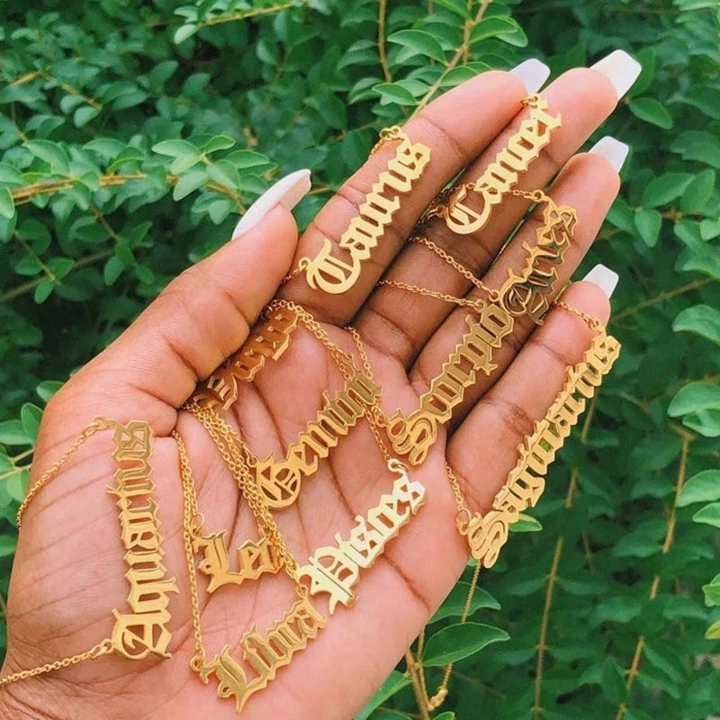 SC Hot Selling 18K Gold Plated Zodiac Necklace Personalized Old English Stainless Steel Aries Zodiac Sign Necklace for Women