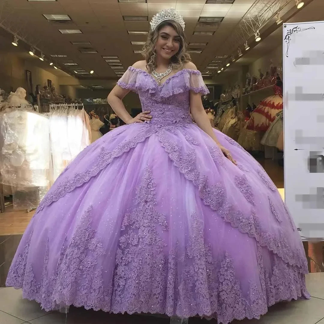 Fantastic Light Purple Quinceanera Prom Dresses Ball Gown Boho Sleeveless V-neck Lace Beads Sequins Backless Sweet 16 MQ425