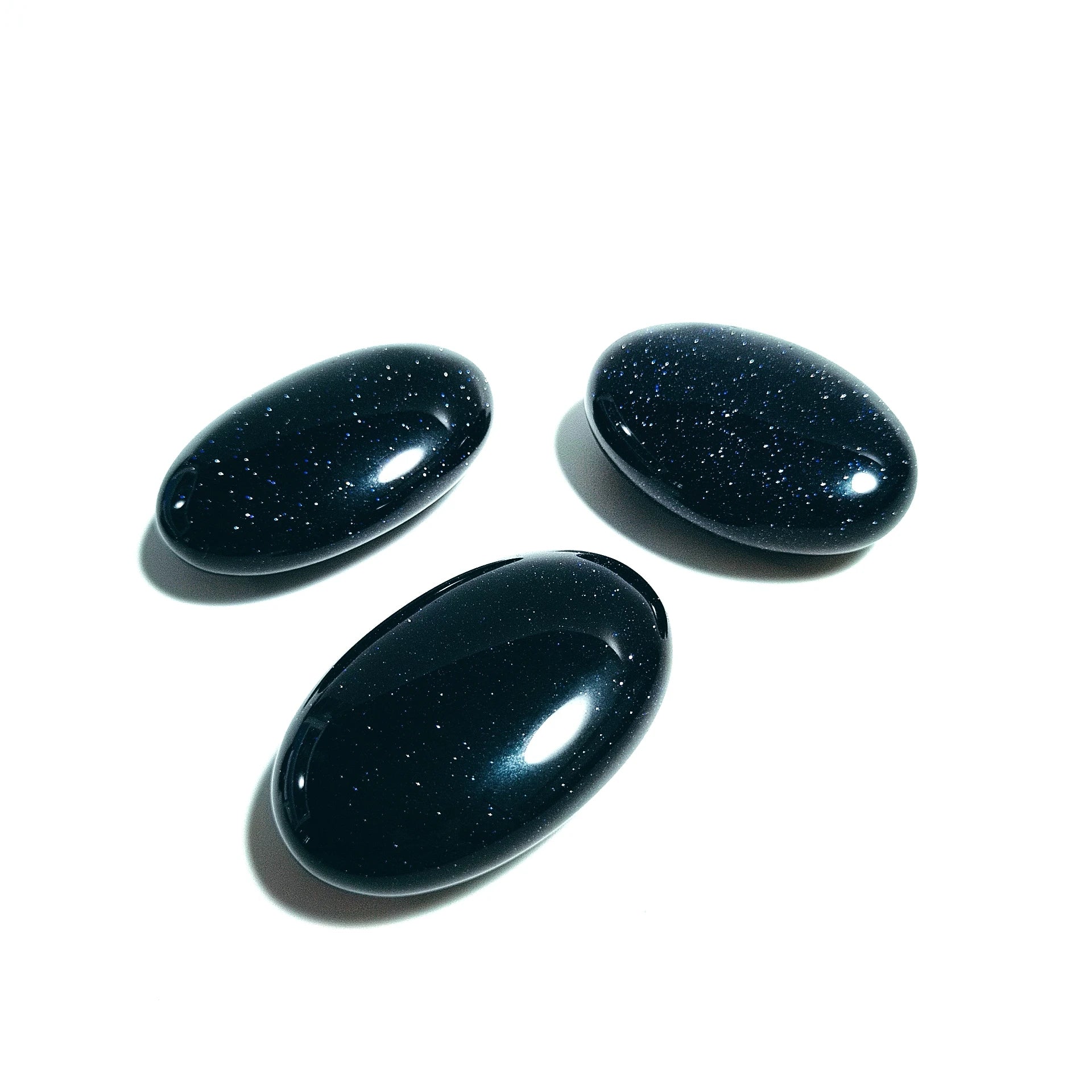 HY Polished Natural Blue Sand Stone Heated Crystal Healing  for Spa