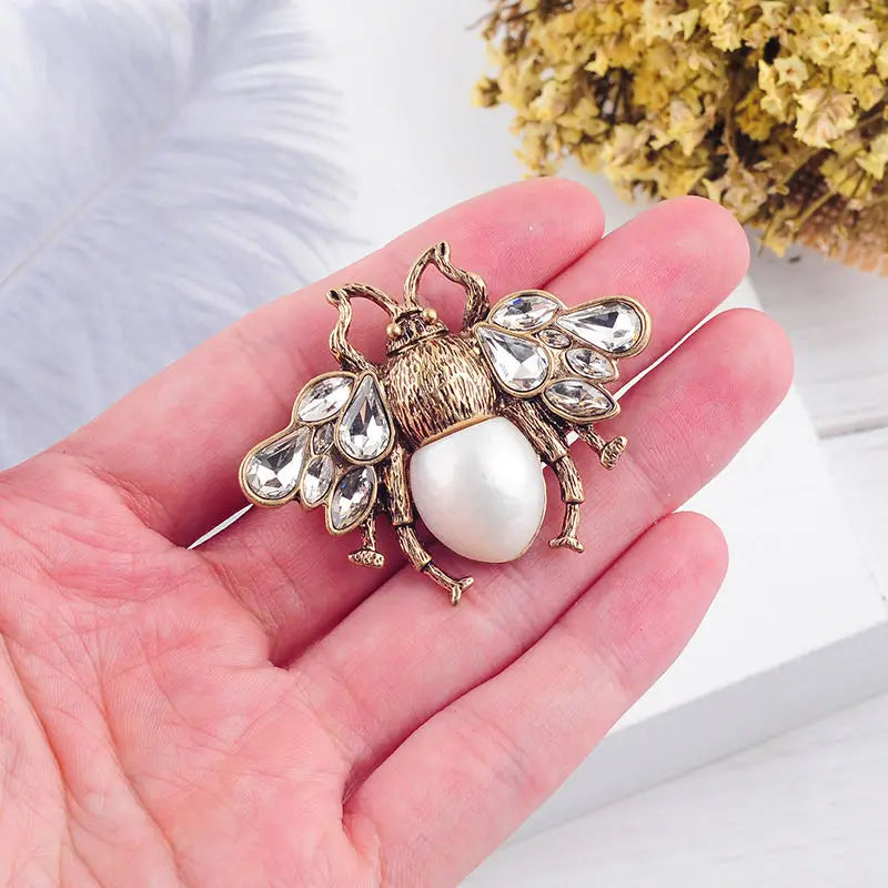 Fashion Bee Brooch  for Women Jewelry BH34