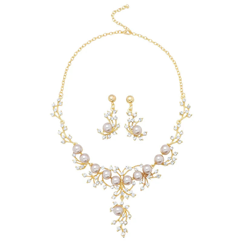 Gold and Silver 2 Colors Brass Alloy Trendy Fashion Wedding Jewellery Set Necklace and Earrings Supplier