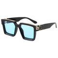 Large Frame Female Internet Celebrity with Fashionable and Trendy Sunglasses 2033