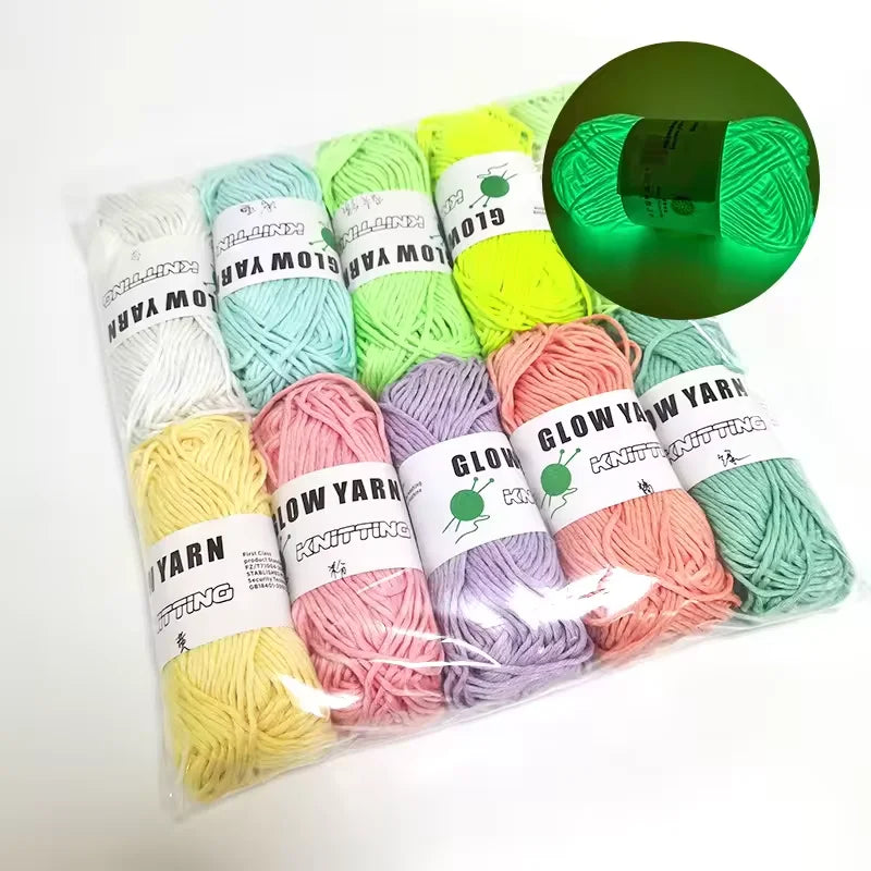 Charmkey 100% Ring Spun Polyester Glow in Dark Chunky Yarn Luminous Hand Knitting 2mm Opp Bag Raw 5 Bags Normal