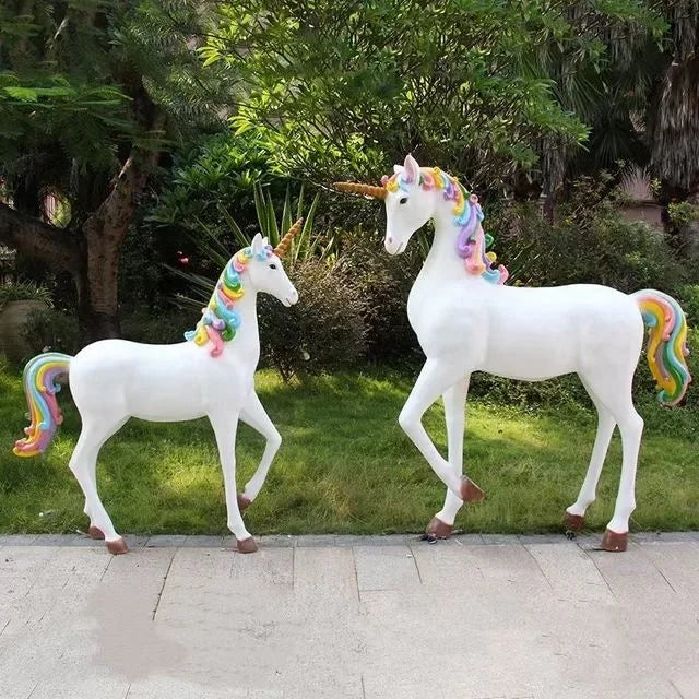 China Factory Fiberglass Animal Sculpture Resin Life Size Merry Go Round Prop for Wedding Decoration