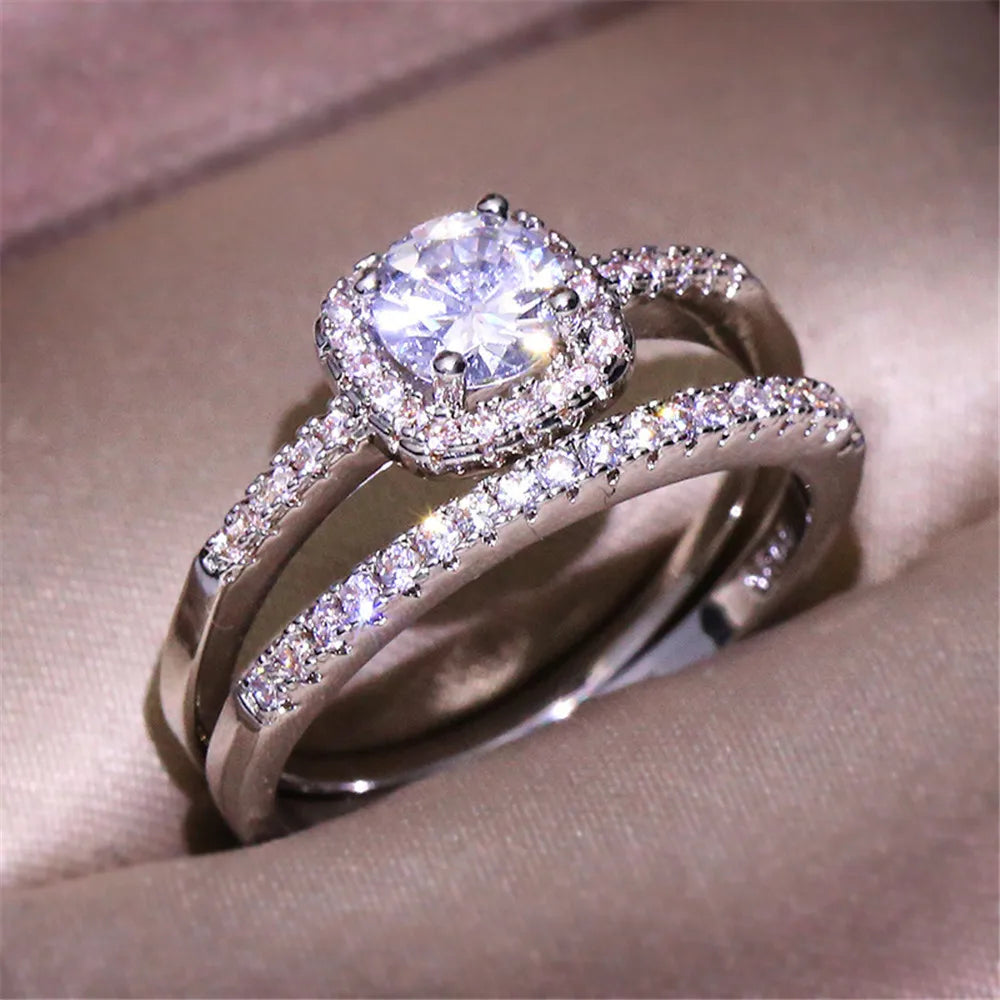 Four Claws Zircon Engagement New Silver Couples Ring Set Popular Fashion Luxury Female Jewelry Set Diamond Ring for Women