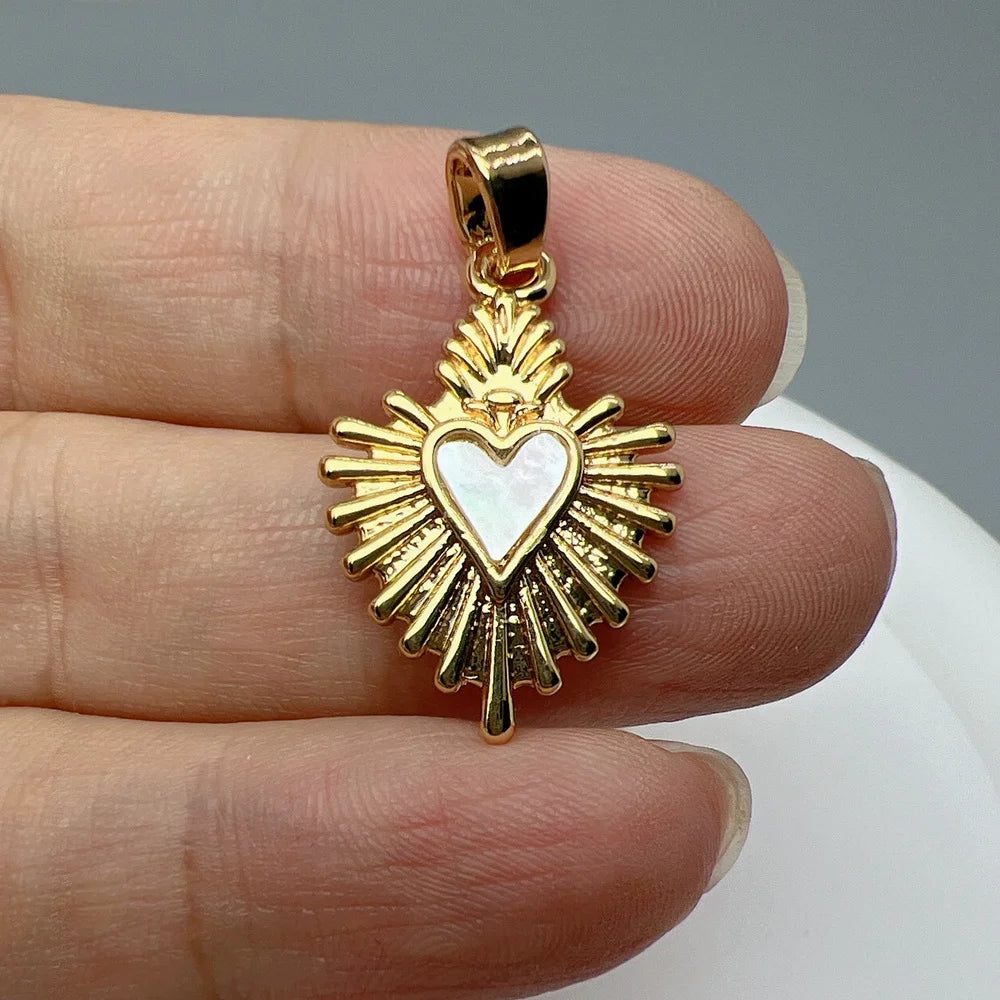 Wholesale Custom Love Heart Pendants Charms Jewelry Making Nacre Mother of Pearl Shell for Women Necklace
