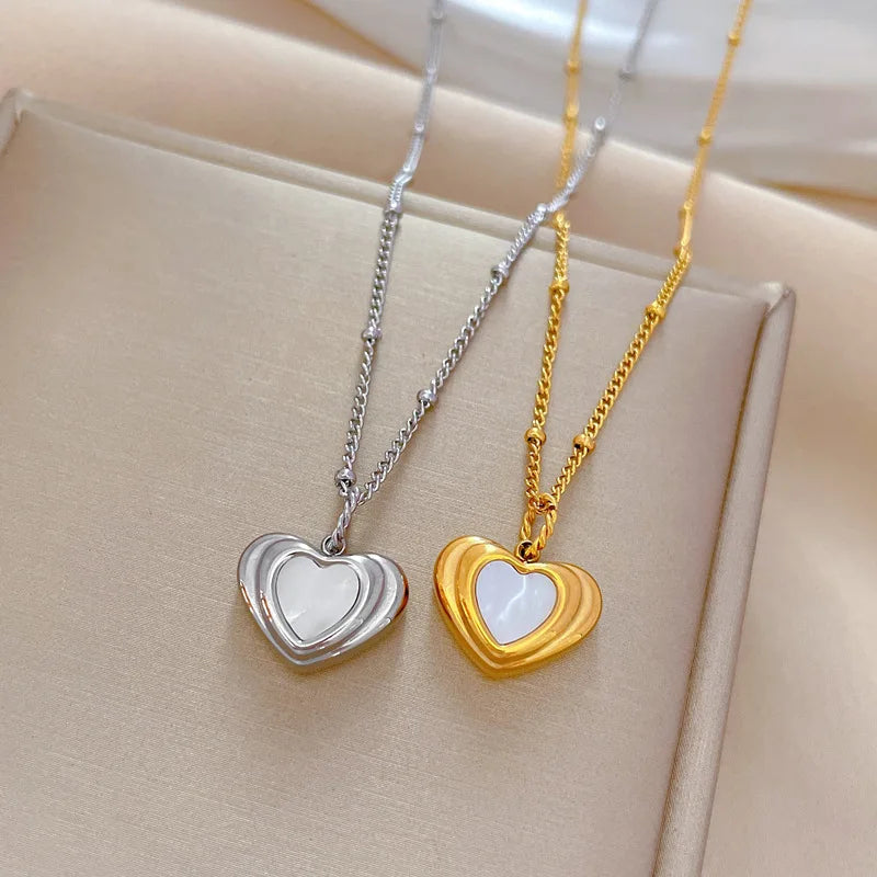 Fashion Stainless Steel Bead Chain Heart Shape Pendant Necklace for Women Girls Geometric Peach Heart Shell Choker Necklace