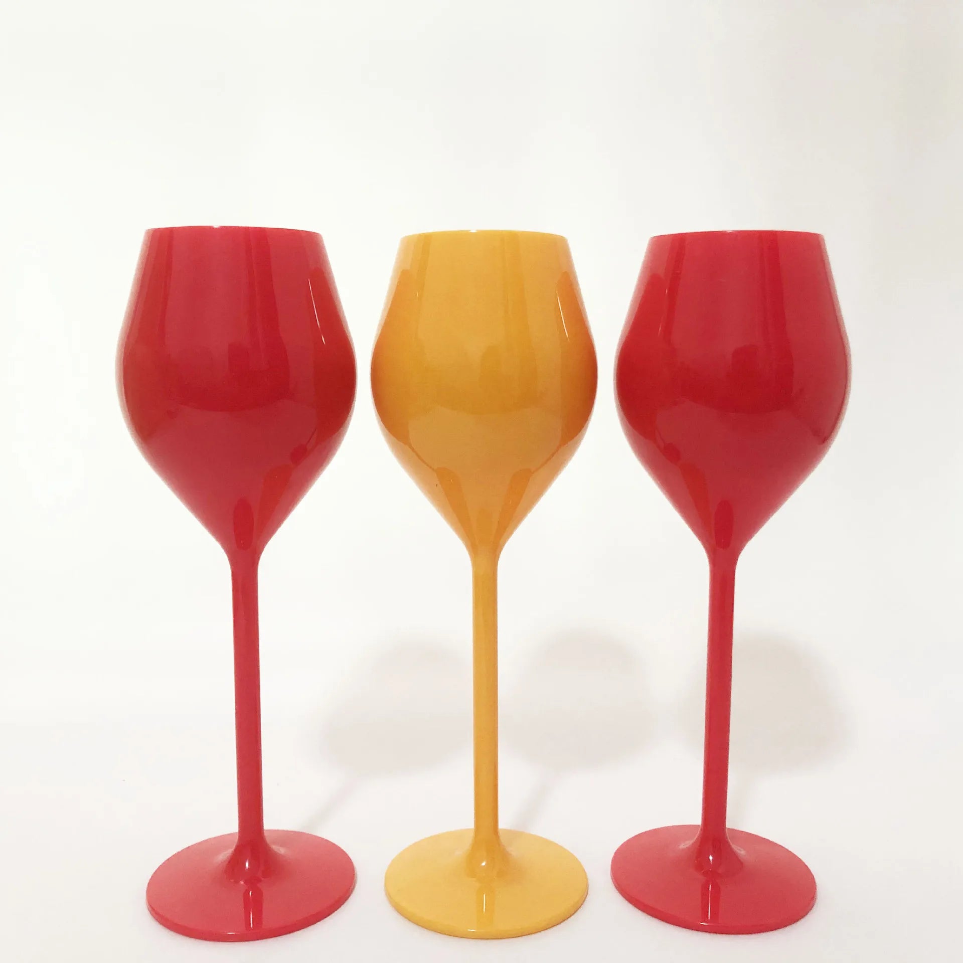 Trendy Rich Coupe Yellow Acrylic Champagne Poolside Glasses Flutes