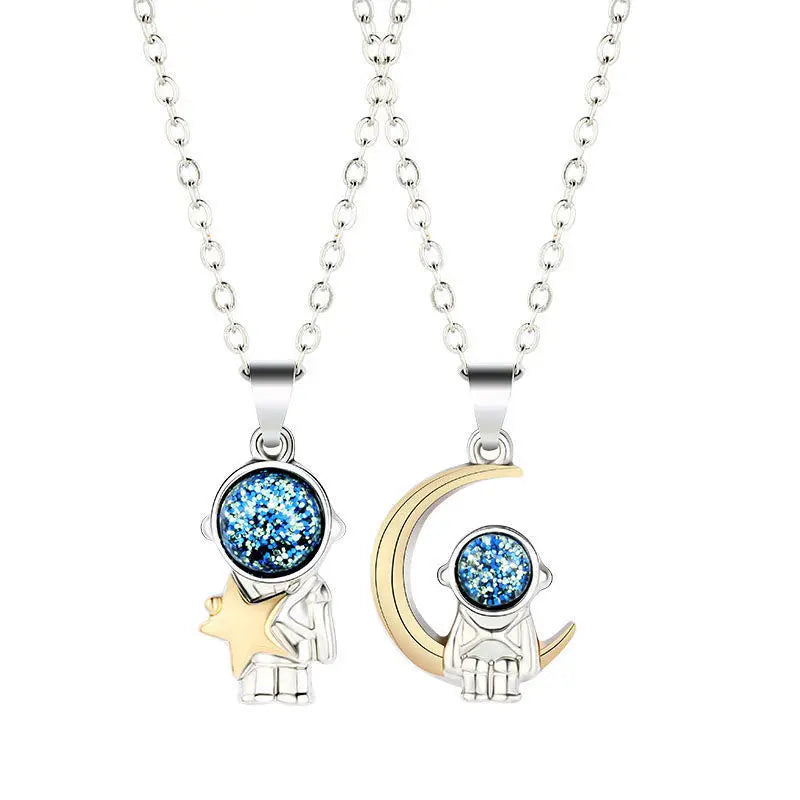 2Pcs/Pair Fashion Couple Necklace Astronaut Bling Star Moon Lover Valentine's Day Gifts Best Friend Necklaces