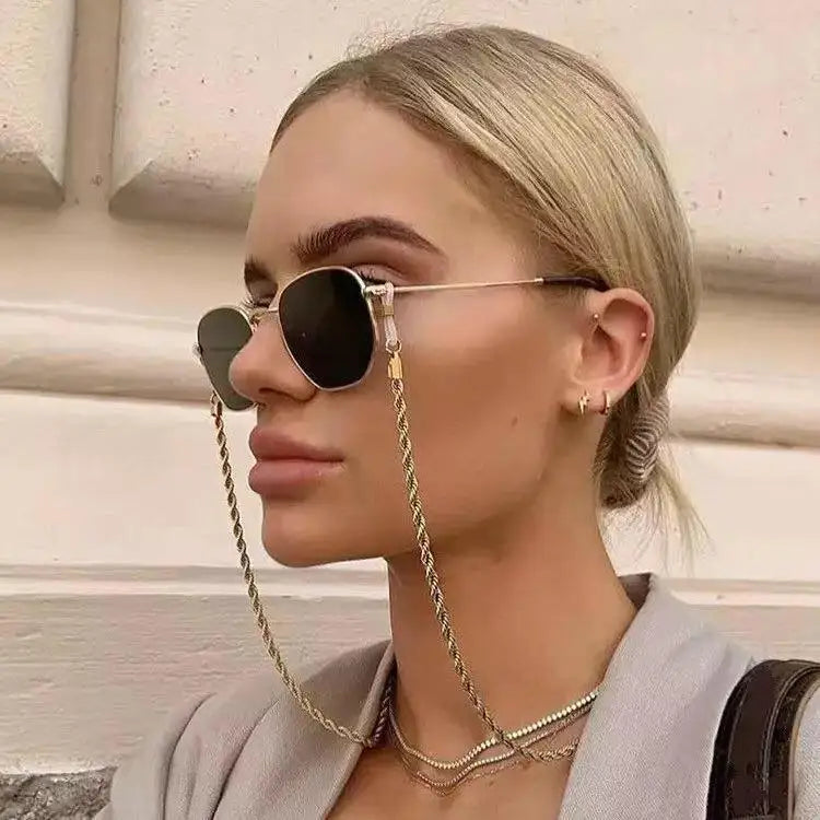 2025 Ins Same Paragraph Vintage Fashion Eyeglass Chain Multi Functional Metal Long Sun Glasses Chain