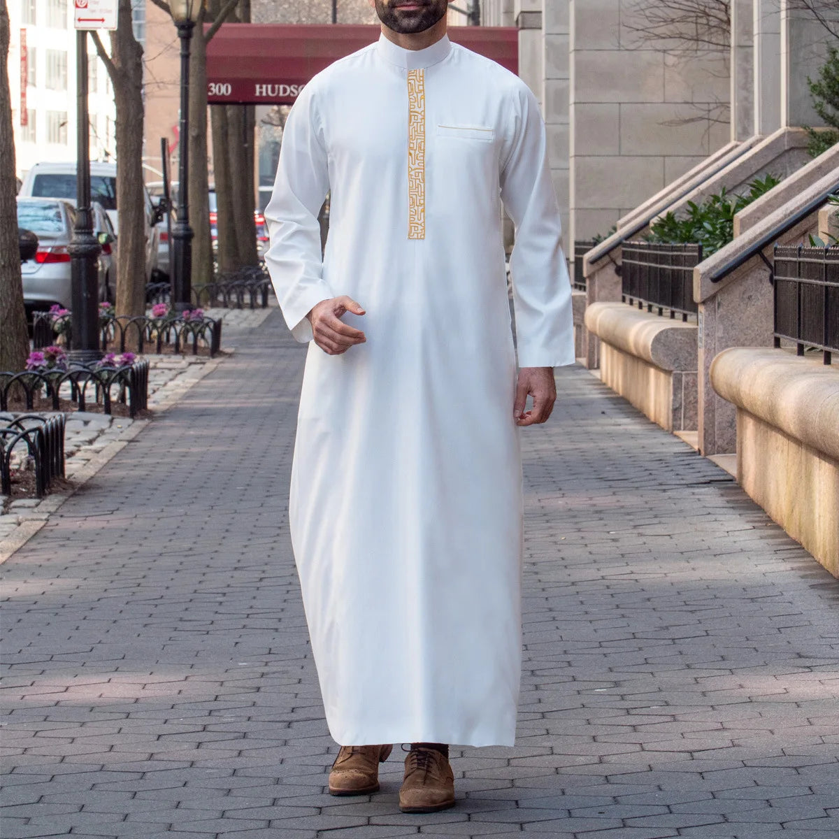 Wholesale Muslim New Style Men Islamic Clothing Embroidery Solid Color Abaya Thobe