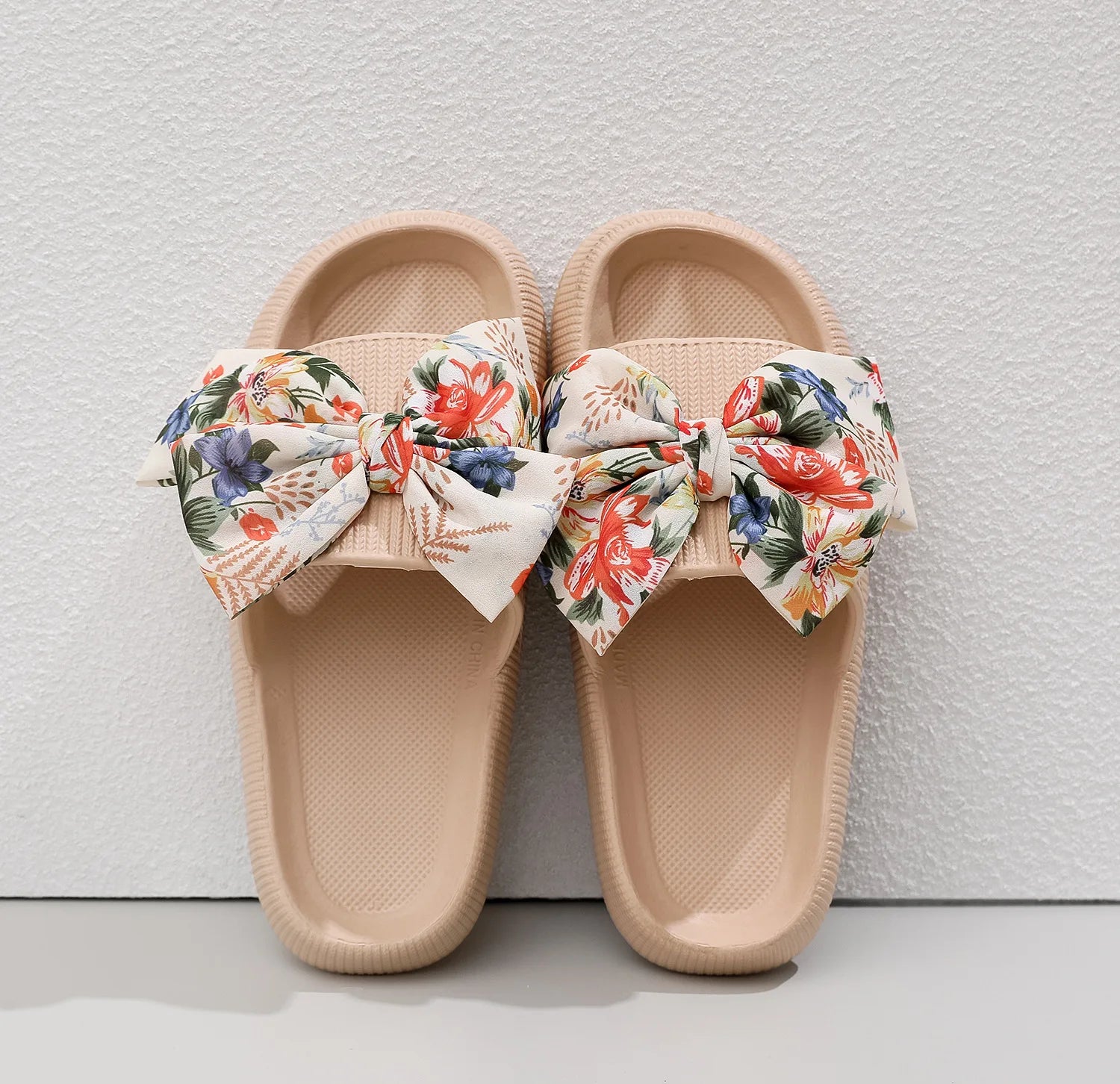 Women's Best Selling Sweet Bow Cute Slippers Thick Bottom Durable Breathable Ladies Casual Shoes Convenient Ladies Loafers