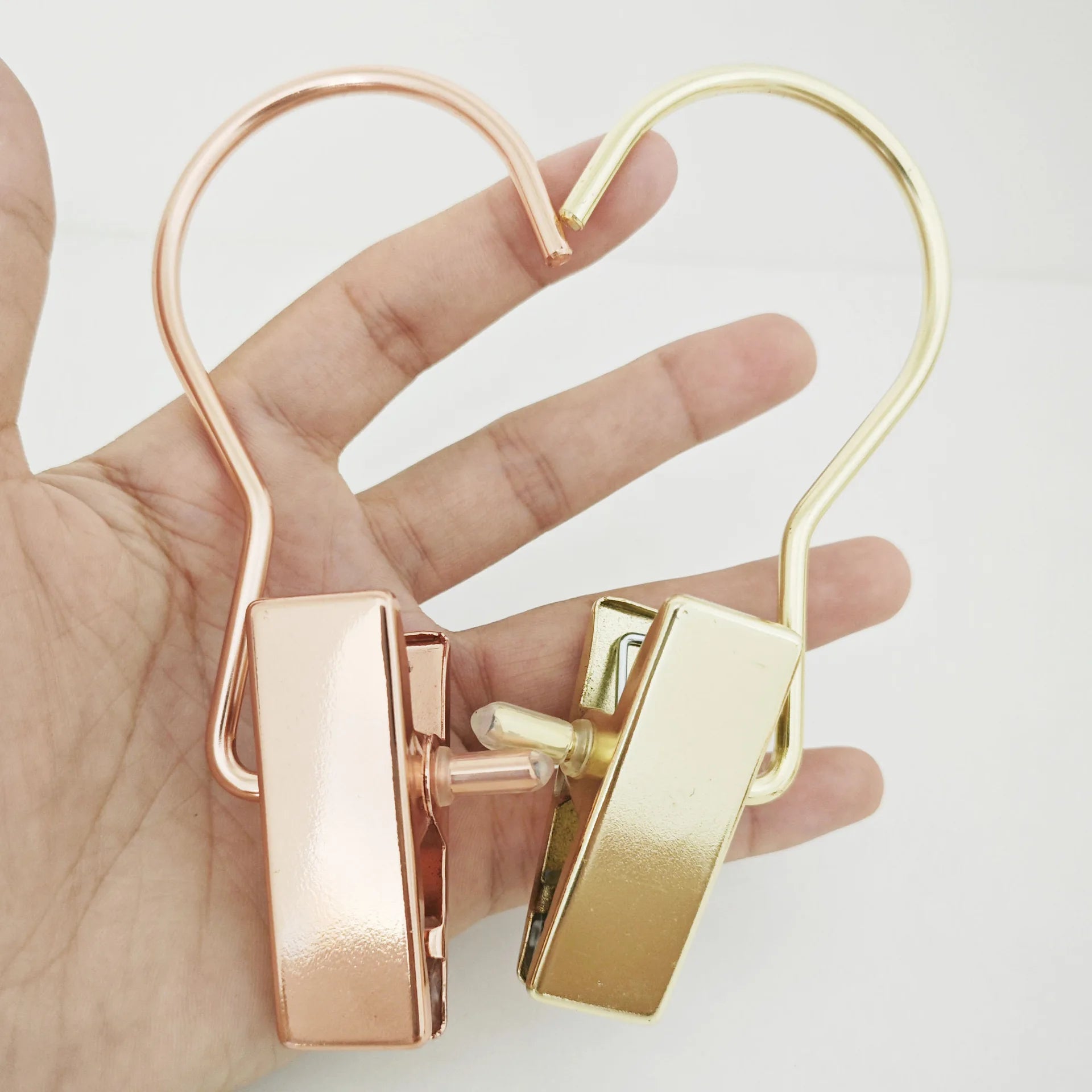 Hot Sale Metal Non-slip Hooks  Multi-functional Hook Clip Clothing Store
