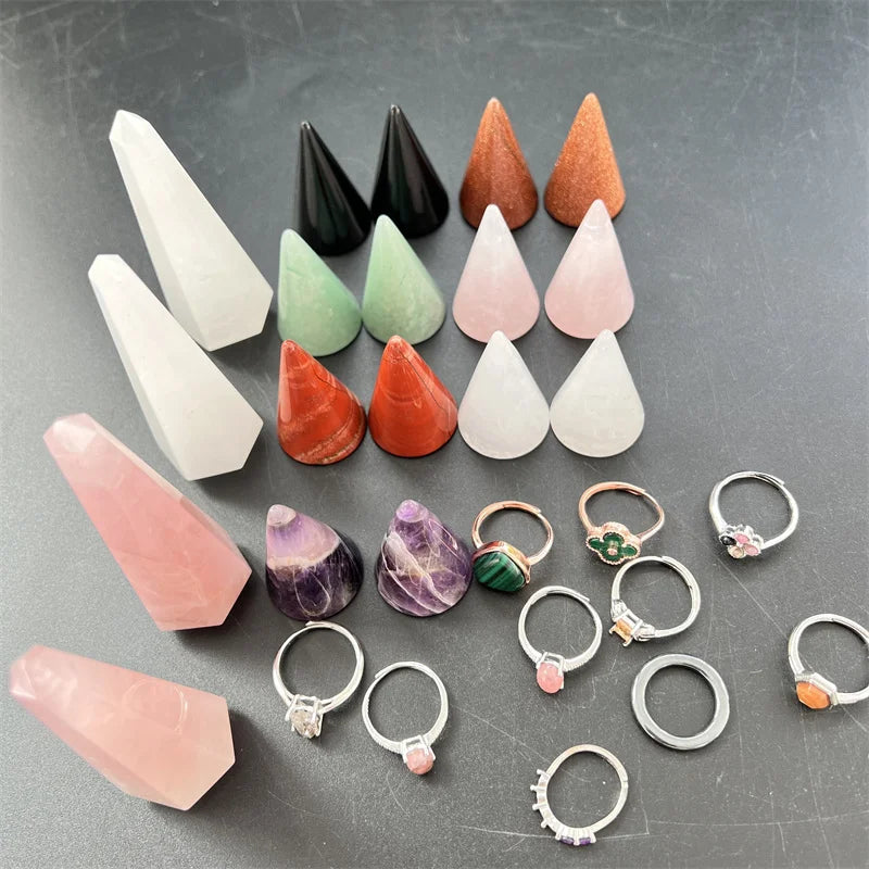 Natural High Quality Clear Crystal Quartz Display Luxury Cone Stone Jewelry Stand Ring Holder