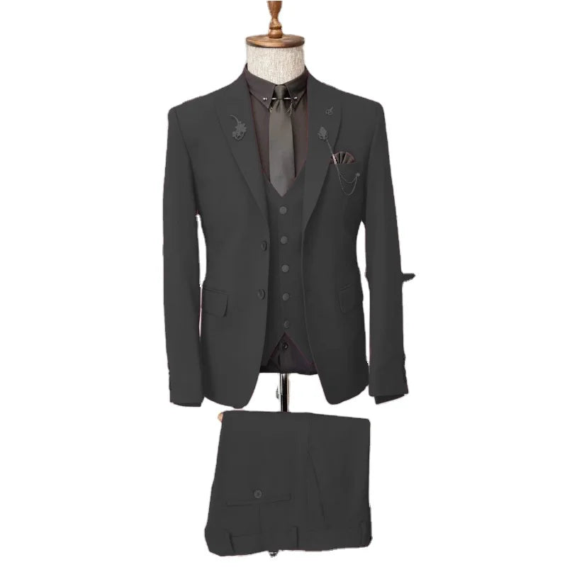 2025 Business Men Suits 3 Pieces Male Jacket Custom Fashion Groom Wedding Formal Suit Tuxedo Red Men blazer Sets Vest Pants