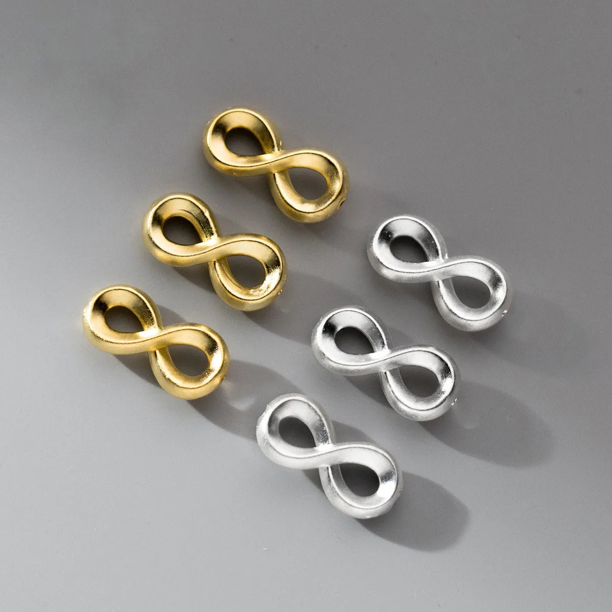 Wholesale 925 Sterling Silver Gold Plating Infinite Shape Charm Beads for Jewelry Making Accessories