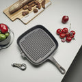 Factory Wholesale Hot Sale Pre-seasoned Cast Iron Steak Frying Pan Non-stick Pan Multiple Sizes Can Be Customized