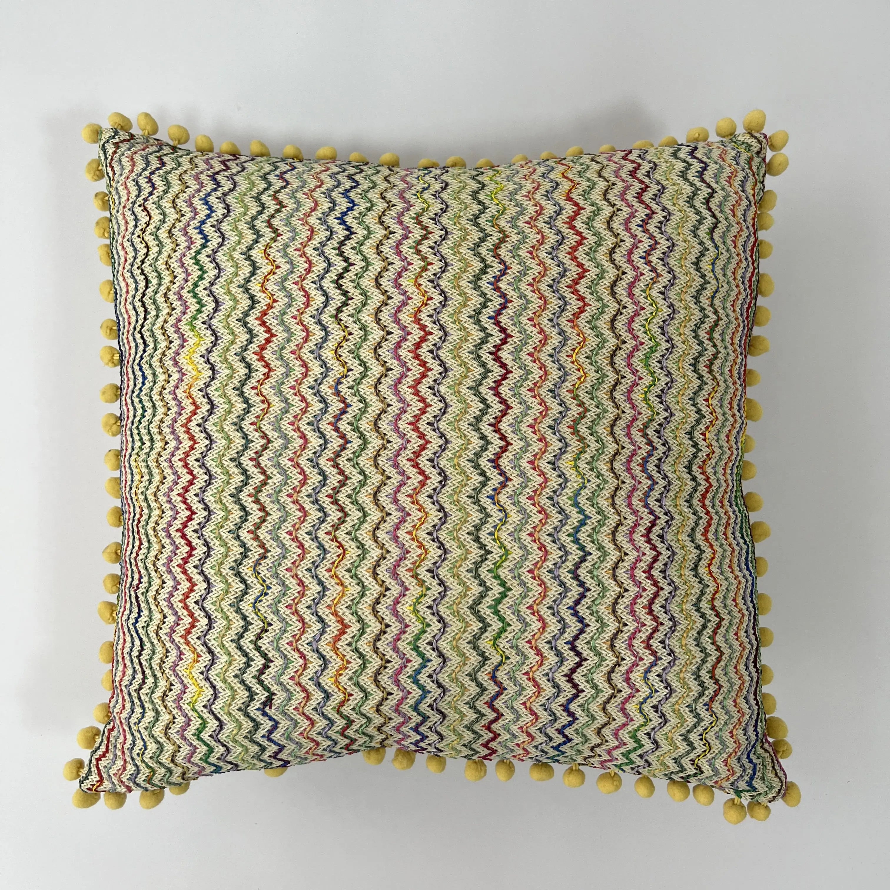 Janquard Style Outdoor Square Pillow Bohe Colorful Waves with Faux Raffia Pompom Edge Seaside Decorative Pillows for Home Use