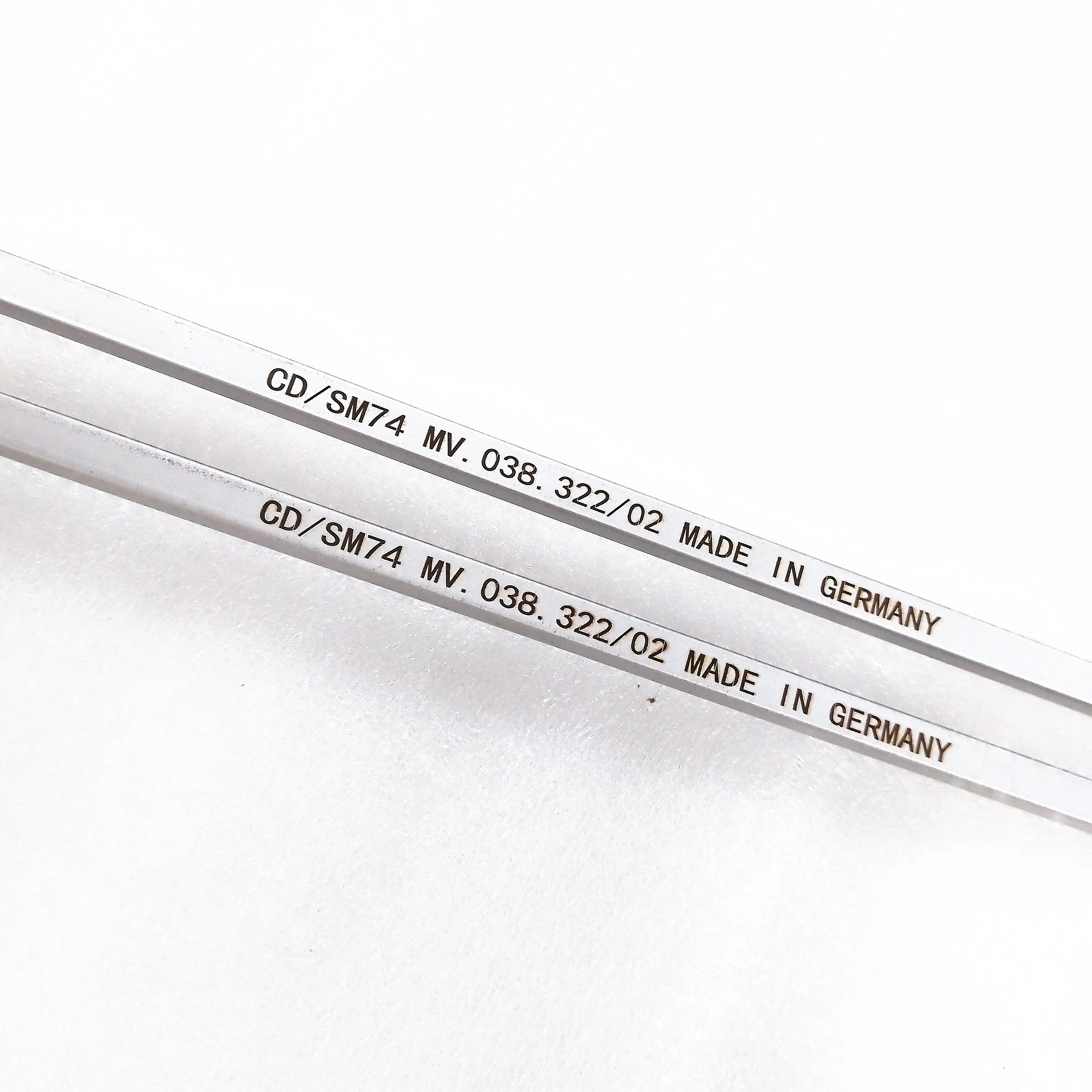 WD Best Quality M4.011.127 MV.038.322 Torsion Bar Spring for CD74 SM74 XL75 L=815mm Width : 6.5x6.5mm Offset Printing Parts