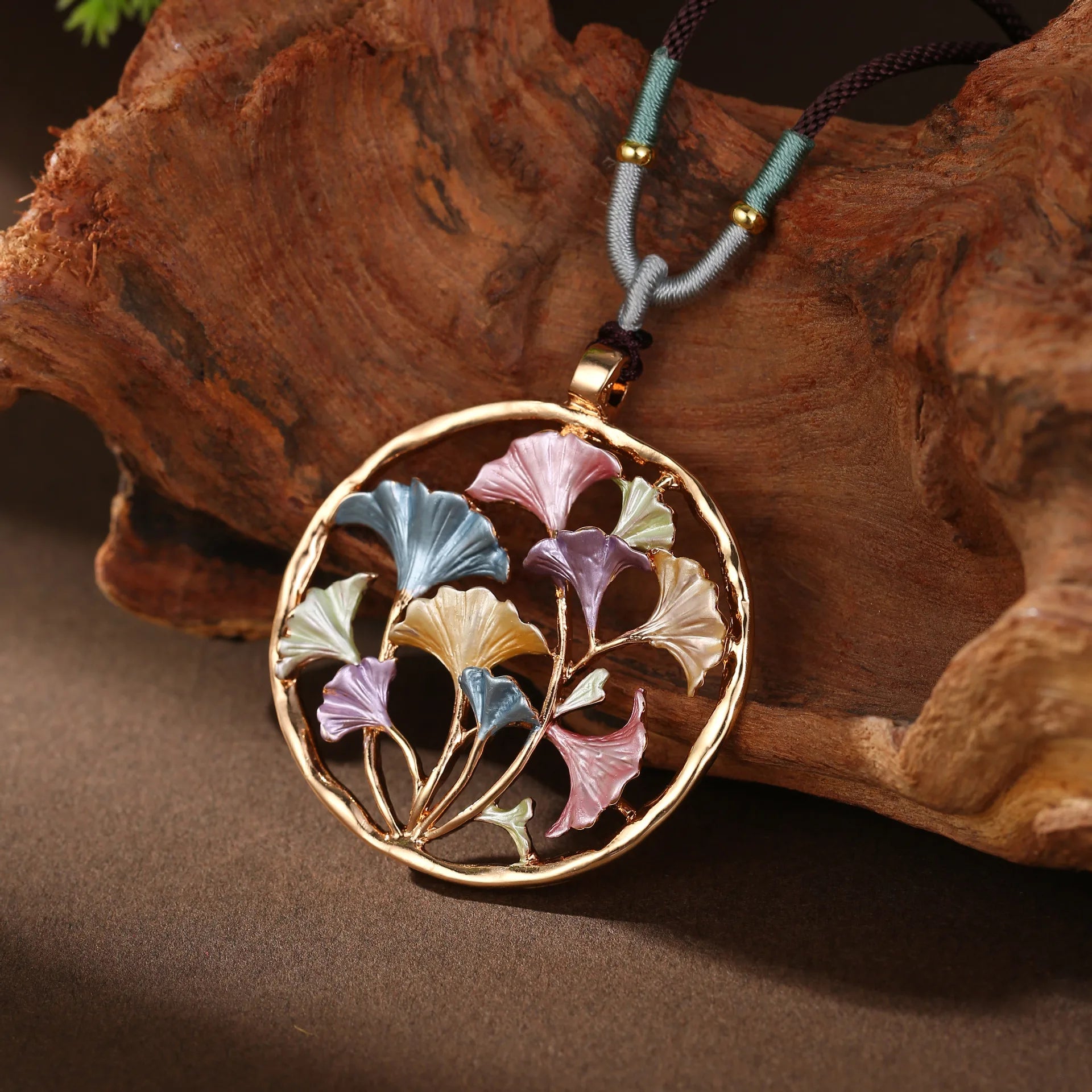 New Arrival Round Hollow Colorful Enamel Necklace Vintage Woven Rope Ginkgo Leaf Pendant Long Necklace for Women