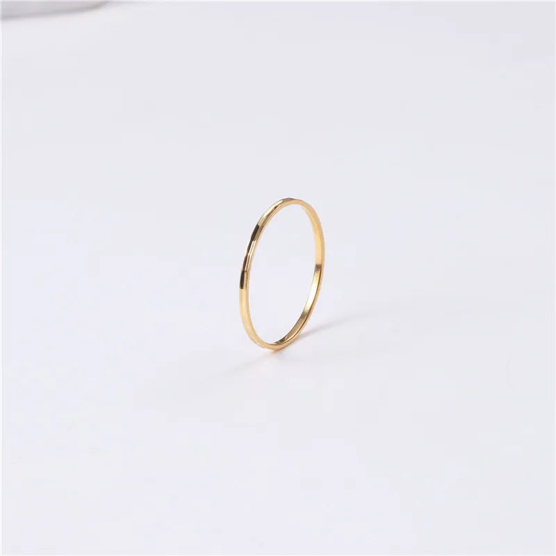 High End 18K Plain Gold Simple Design Dainty Rings Stainless Steel Trendy Simple Gold Plated Jewelry