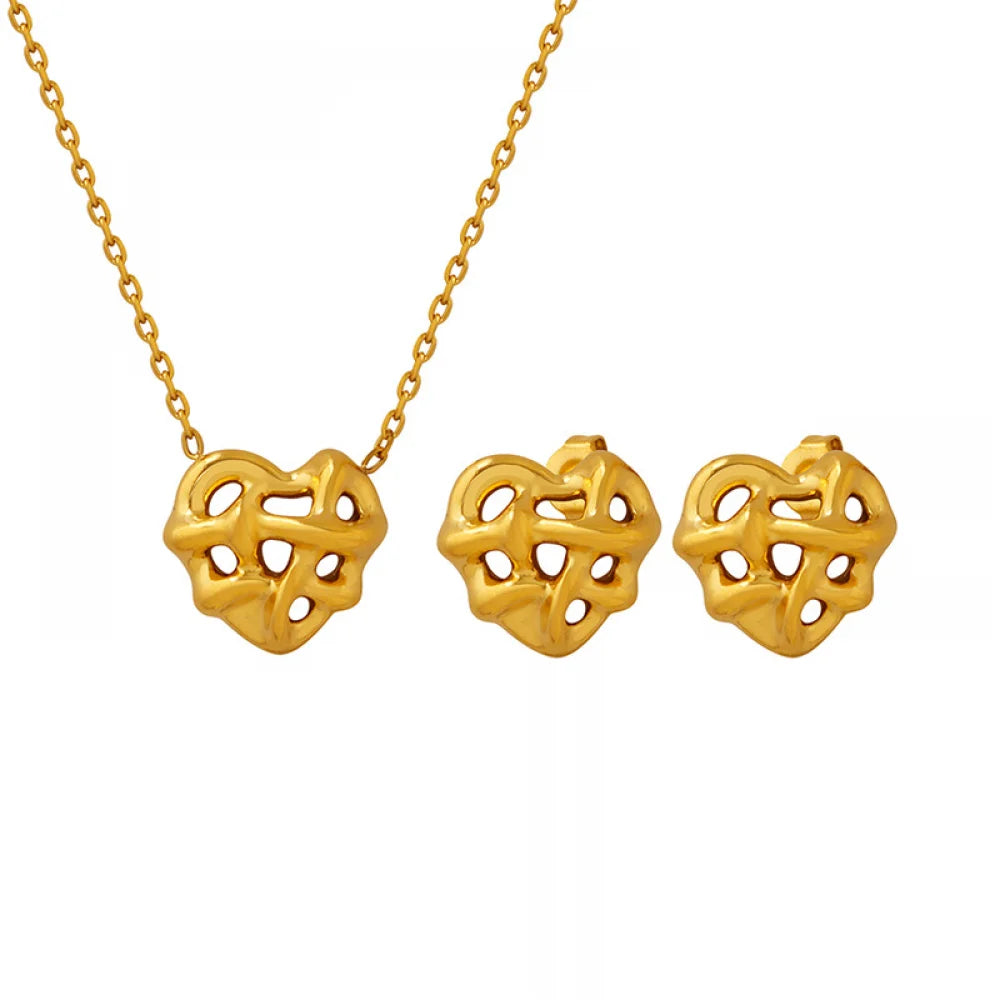 Customized Pattern Stainless Steel Love Heart Pendants Necklace Earrings Set Gold Plating Hollow Heart Jewelry Set