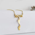 New Minimalist Design Stainless Jewelry Custom MOM English Letter Two Feet Pendant Heart-shaped Zircon Collarbone Chain Necklace