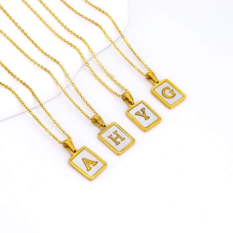 New Stainless Steel 18k Gold Plated Initial Letter Necklace Gold Chain 26 Alphabet Letter Rectangle Round Shell Pendant Necklace