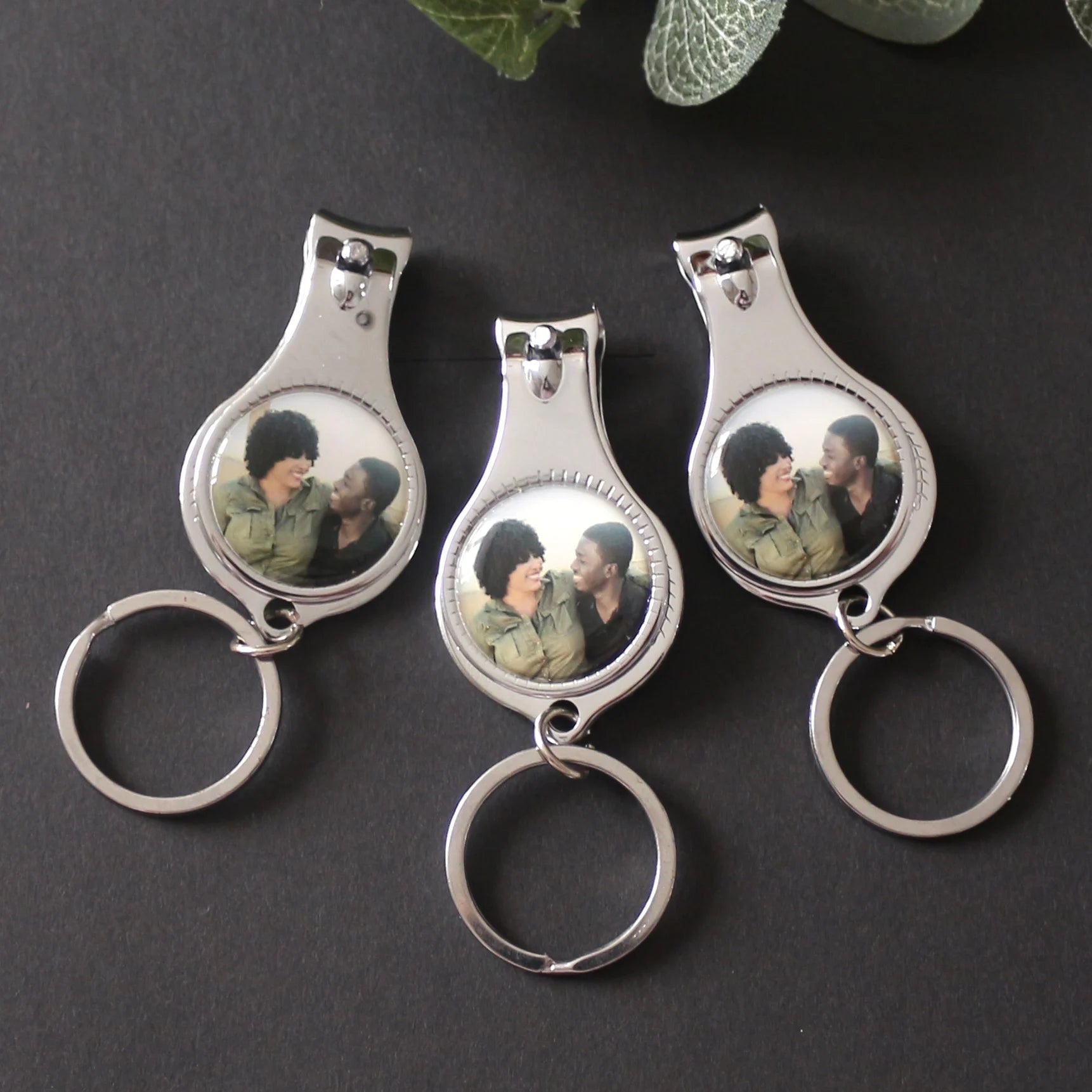 Personalised Photo Wedding Gift Keychain Fingernail Cutter Opener Key Chain Scissor with Engraved Writing