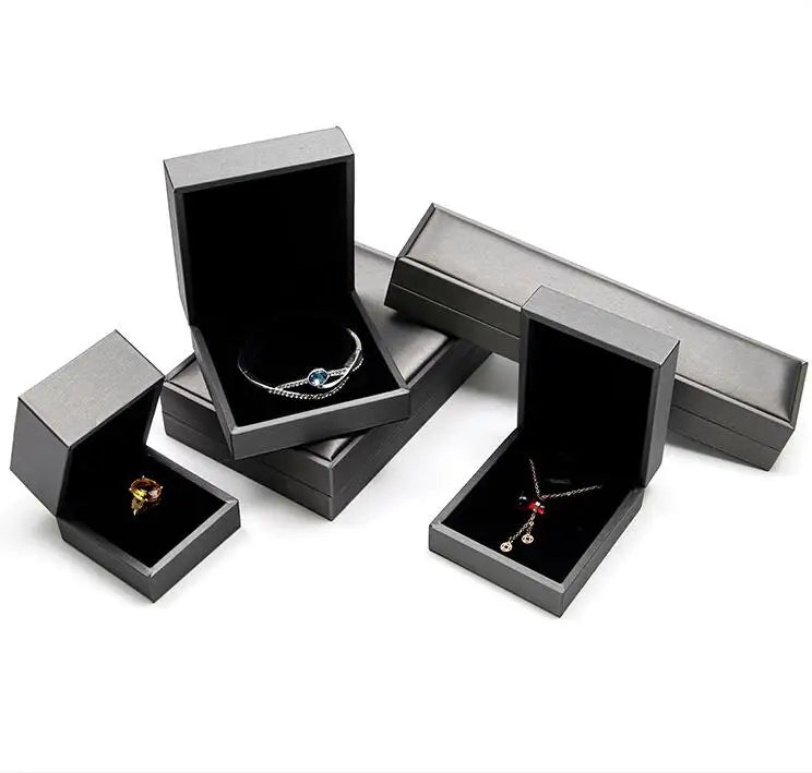 PU Leather Customized Jewelry Box Earrings Necklace Bracelet Display Gift Box PU Brushed Plastic Jewelry Clamshell Packaging Box