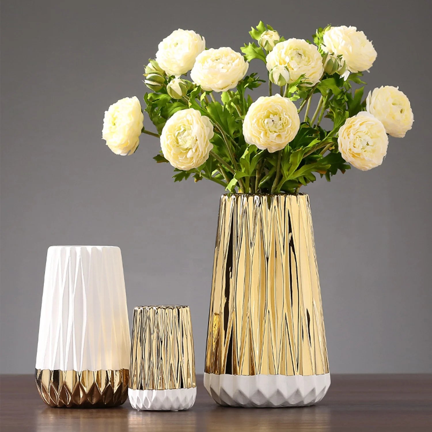 White Ceramic Flower Vase Gradient Vase Modern Geometric Vase Centerpiece Decorations for Home Office