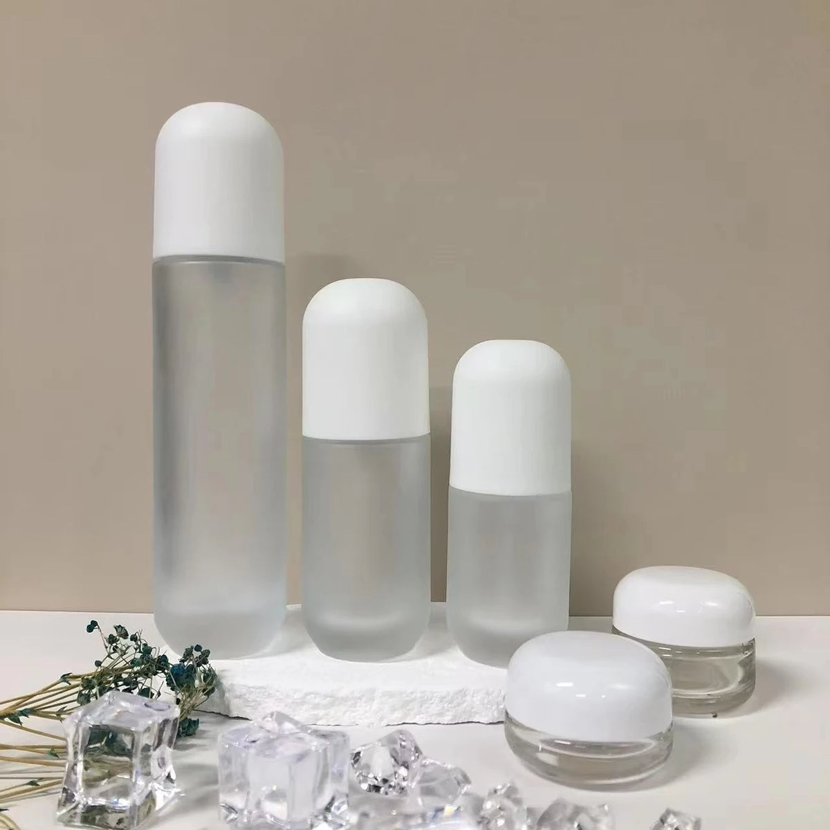 Wholesale Frosted 30g 50g 40ml 100ml 120ml Cosmetic Glass Bottle Sets Glass Jar for Skincare Face Cream Lotion Bottle