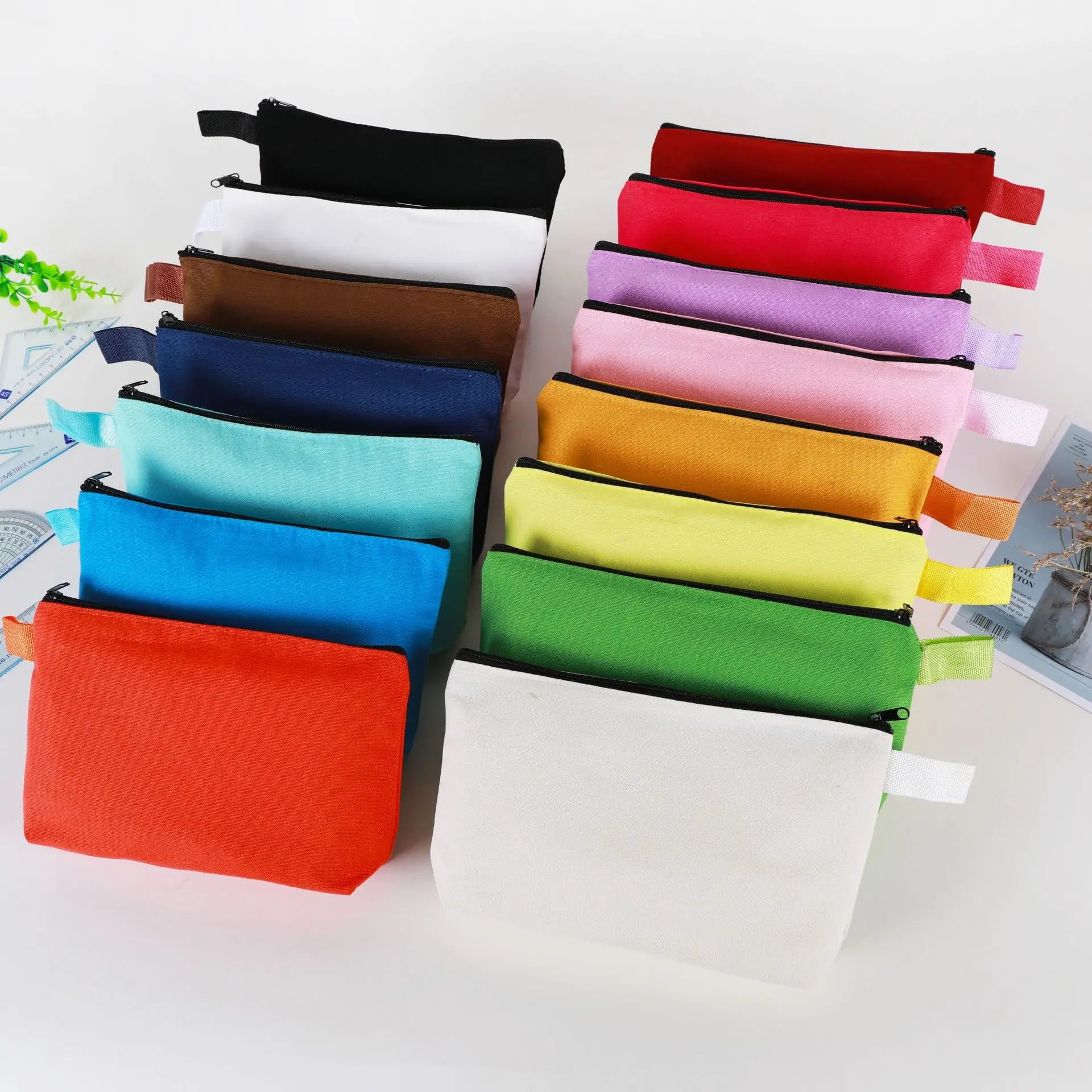 Best Selling Quality Mini Makeup Bags Zip Pouch Cosmetic Bag Canvas Travel Packaging with CMYK Letter National Style