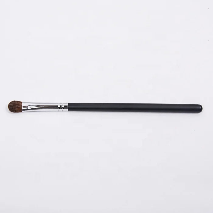 Dongmei Professional High Quality Eye Makeup Brushes Natural Pony Hair Wooden Handle Handmade Eyeshadow & Concealer Smudge Brush
