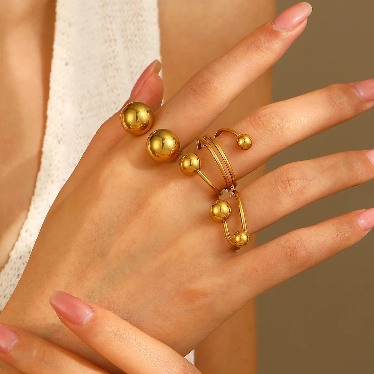 Waterproof Stainless Steel Cute Ball Rings for Women Trendy Ladies Finger Rings Accessories on Hand 2025 Females Fashion Jewelry