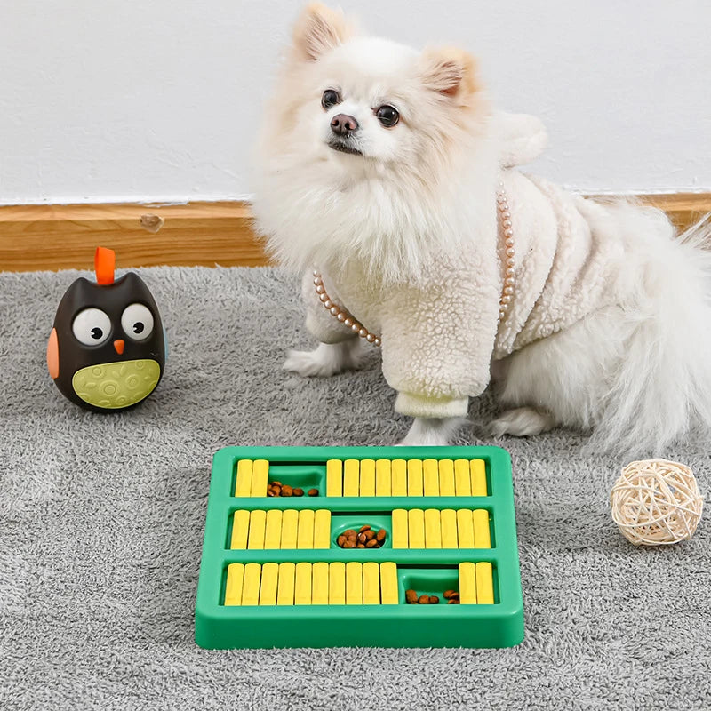 Pet IQ Intelligent Toys Plastic Pet Smart Puzzle Interactive Dog Treat Food Dispenser IQ Training Slow Feeder Dog Puzzle Toys