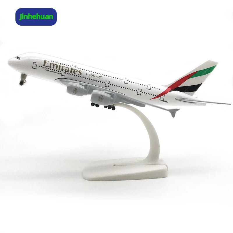United Arab Emirates A380 Plane 1/200 Scale 20cm Mini Flying Aircraft for Collecting Air Plane Models Metal Craftwork Gift