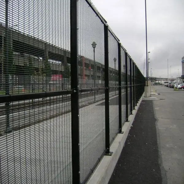 Hot Dipped Galvanized 358 Anti-Climb Security Fence System Commercial Clear View Wire Mesh Panel Eco-friendly 3D Modeling 6ft