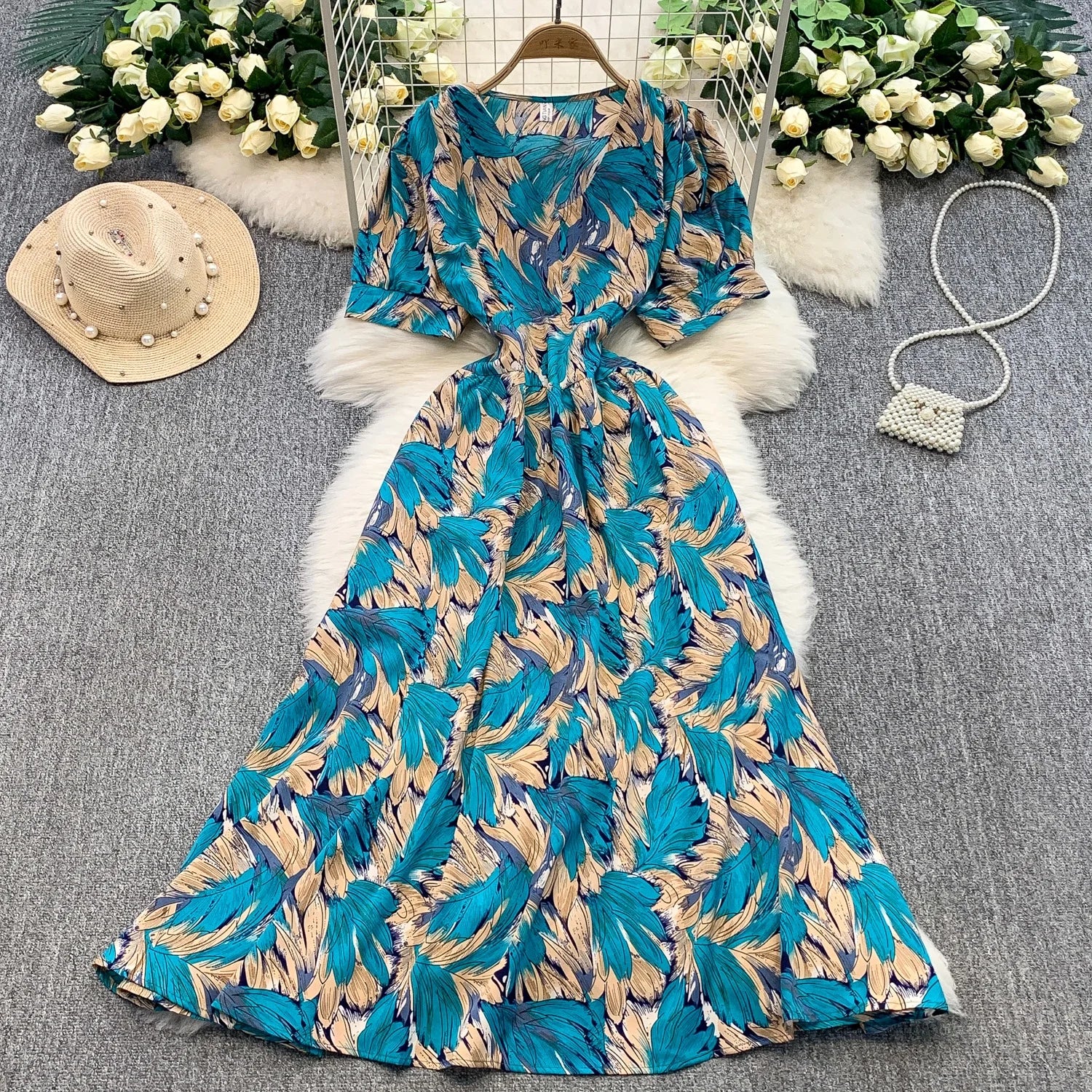 Women's Summer French Vintage Printed V-Neck Short Sleeve A-line Knee Length Elegant Dresses