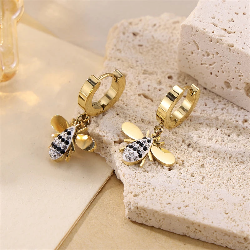Hot-selling Real 18K Gold Plated Stainless Steel No-Fading Eardrops Premium Zircon Accent Bee Pendant Hoop Earrings