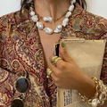 2023 Elegant Pearl Choker Jewelry Necklace Baroque Irregular Simulated Pearl Statement Necklace for Women