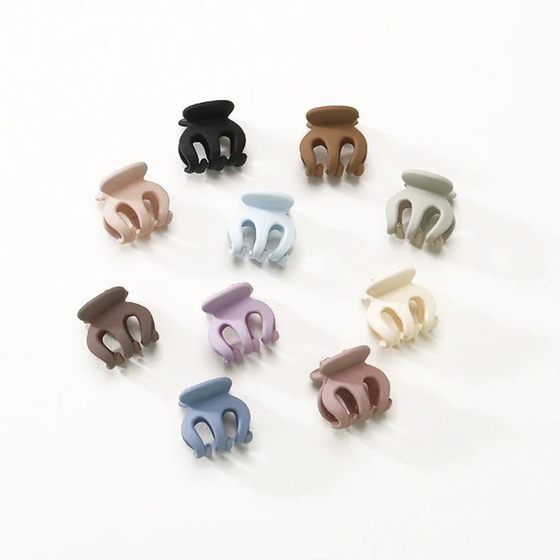 Korean Frosted Solid Color Mini Hair Claw Clips Simple Fashion Mini Shark Hair Clip Plastic Cute  Children Bangs Clip
