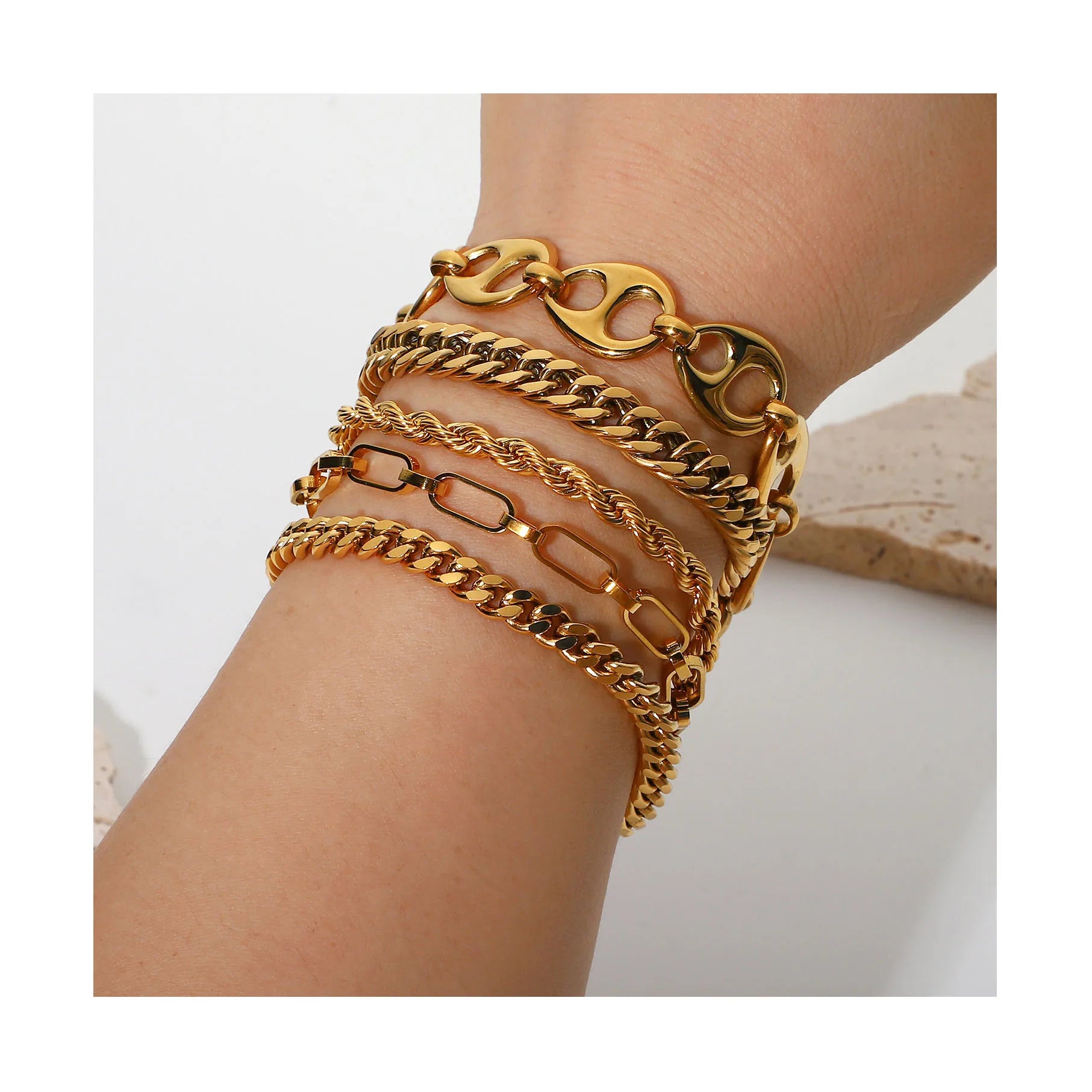 Ins Style Hot Selling Stainless Steel Chains Bracelet for Lady Tarnish Free Gold Plated Fashion Cuban Chain Bracelet Jewelry