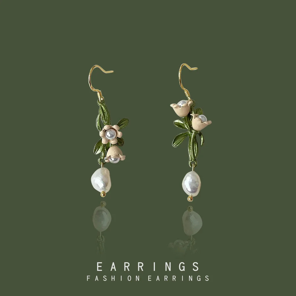 925 Silver Needle Asymmetric Handmade Freshwater Pearl Earrings Bell Orchid French Design Trendy Butterfly Pattern Premium